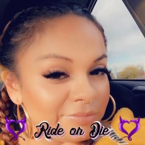 Meet your Posher, Marisa